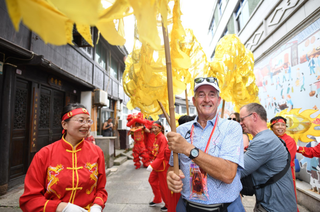 首个入境中国沿海邮轮旅游项目启动，带欧美游客畅游舟山