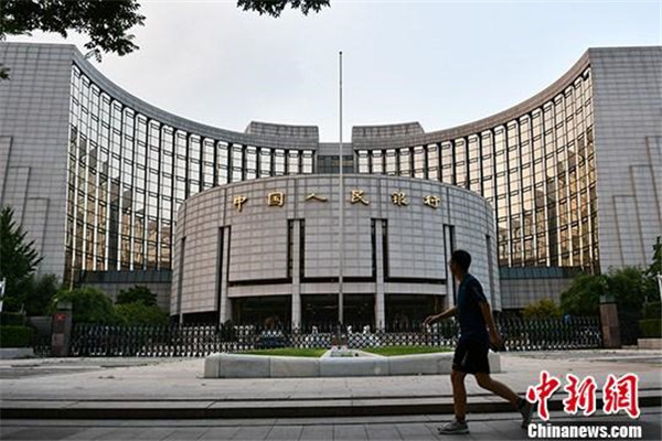 央行：中国金融风险由前几年的快速积累转向高位缓释