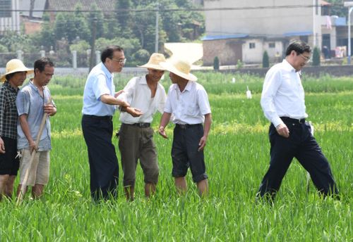 李克强考察湖南：加快新旧动能转换 增强发展内生动力